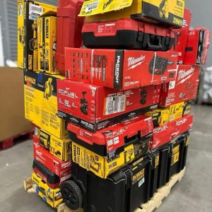Mixed pallet of Dewalt and Milwaukee - Prime Liquidation